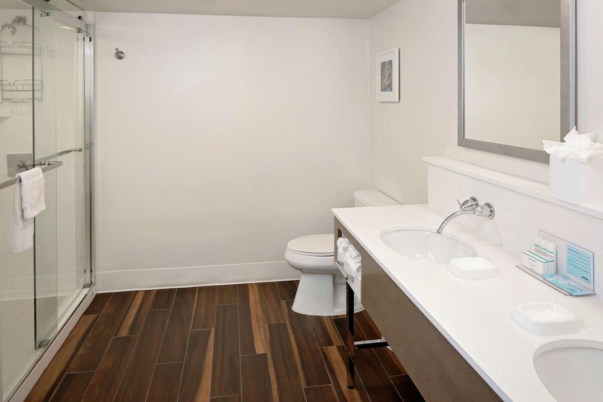 Hampton Inn Louisville Downtown Buitenkant foto