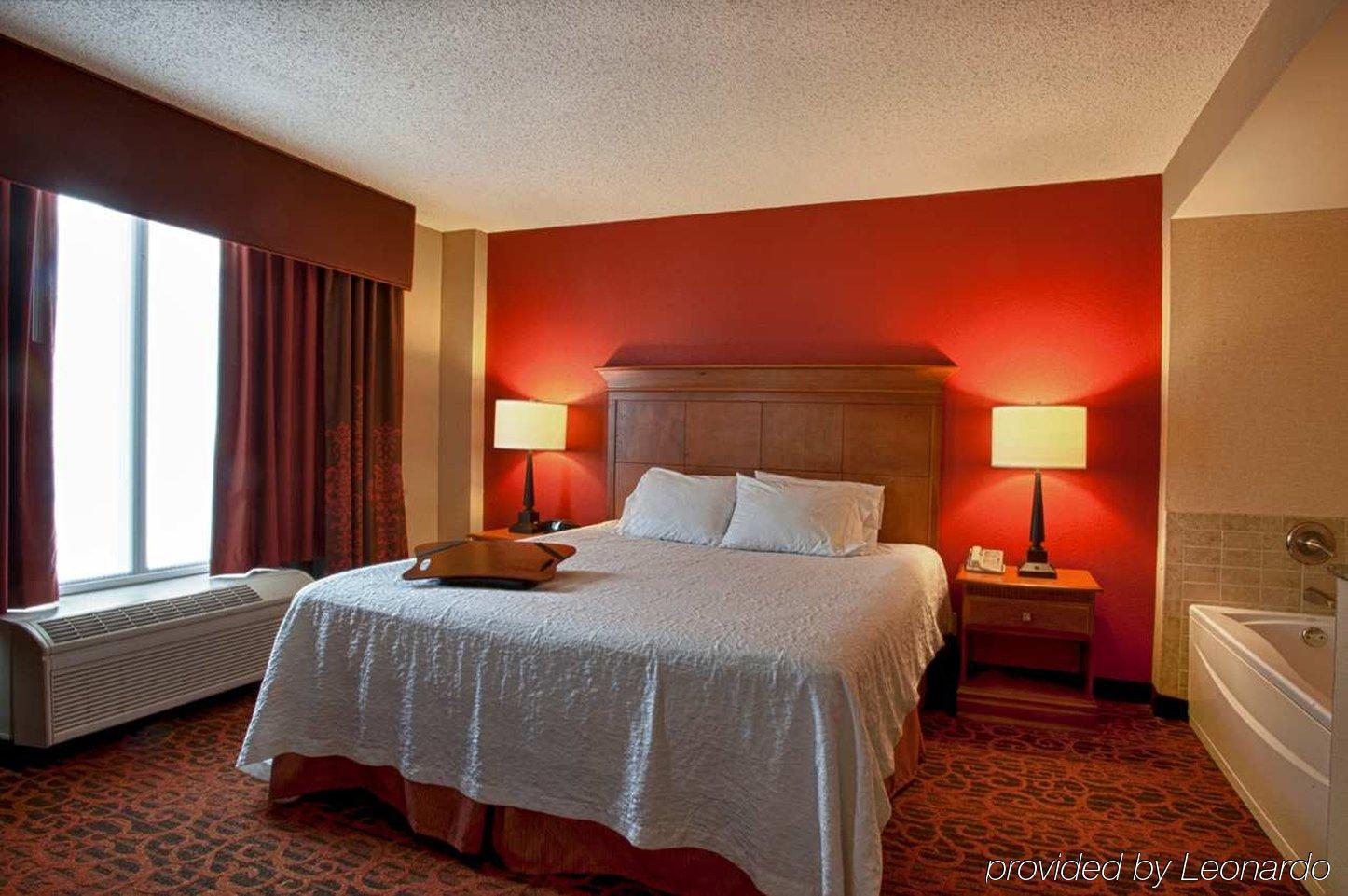 Hampton Inn Louisville Downtown Kamer foto